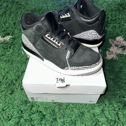 Jordan 3 Off Nior 