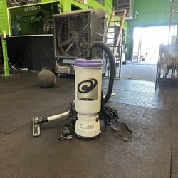 Pro team backpack vacuum