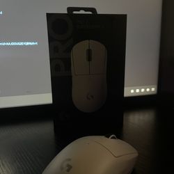 Logetech G Pro X Superlight 2 Wireless 8k Pulling Rate