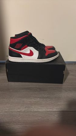 Air Jordan 1 Mids