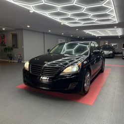 2012 Hyundai Equus 