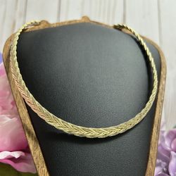 Choker Necklace 