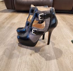 MICHEAL KORS - SOPHIA SIZE 9