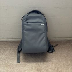 INCASE ICON Backpack