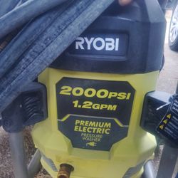 Ryobi Power Washer  140$      