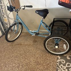 LIKE BRAND NEW I Zip 3 Wheel Bike