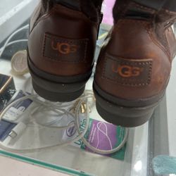 Uggs 5.5 Size