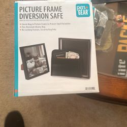 Picture Frame Diversion Safe