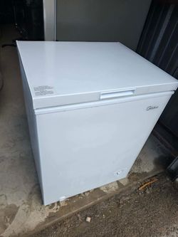 Deep freezer