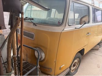 1972 Volkswagen Bus