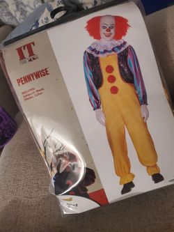 It the movie costume