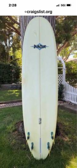 8'6" South Coast Surboard - 8'6"x 25"x 3.55" - big guy board
