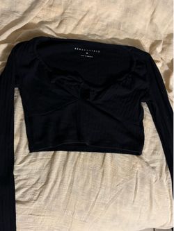 Black Ribbed Long Sleeve Crop Top