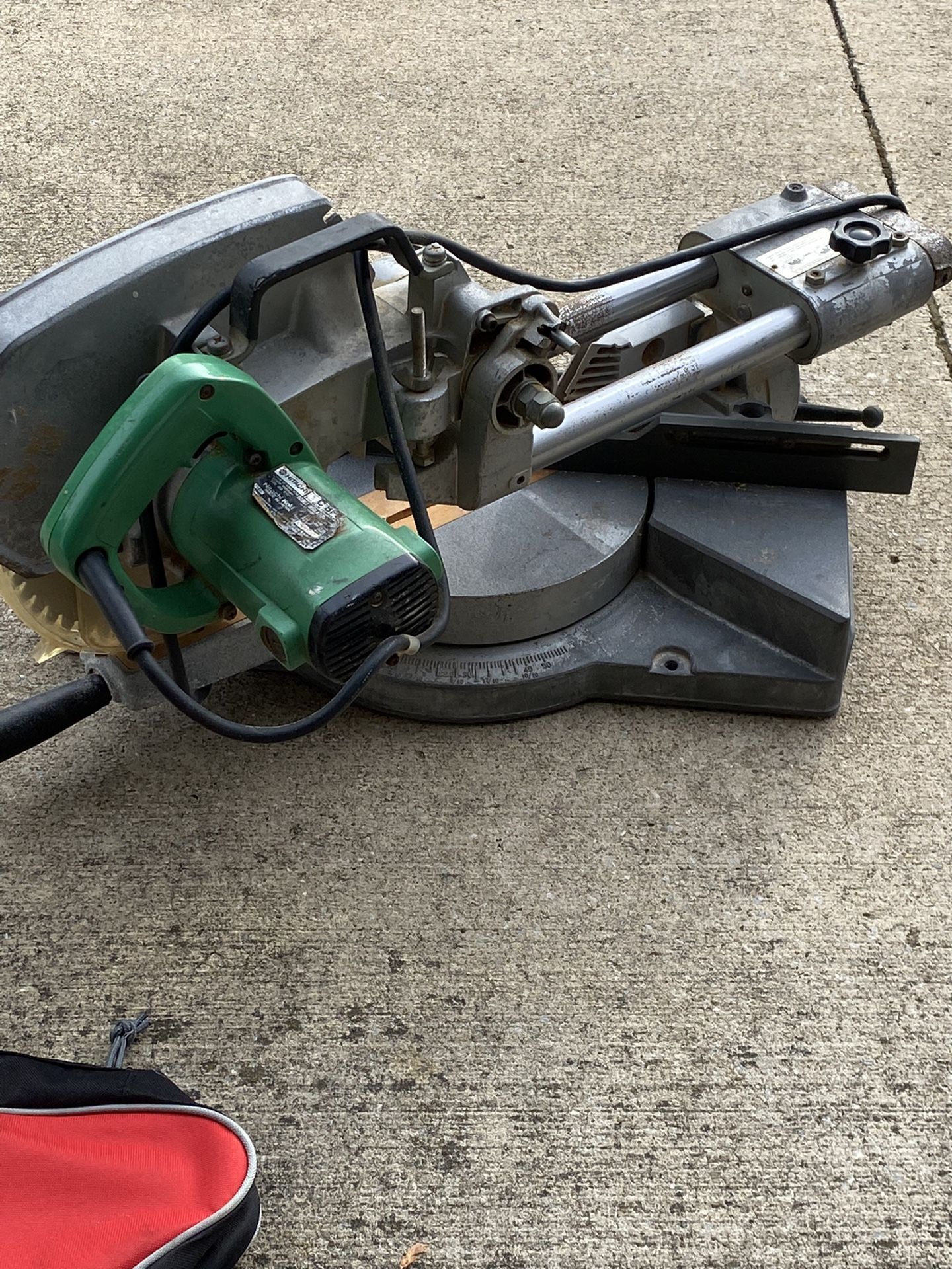 Hitachi Miter Saw
