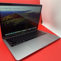 MacBook Pro 13” ( 2018, i7, 16GB, 512)