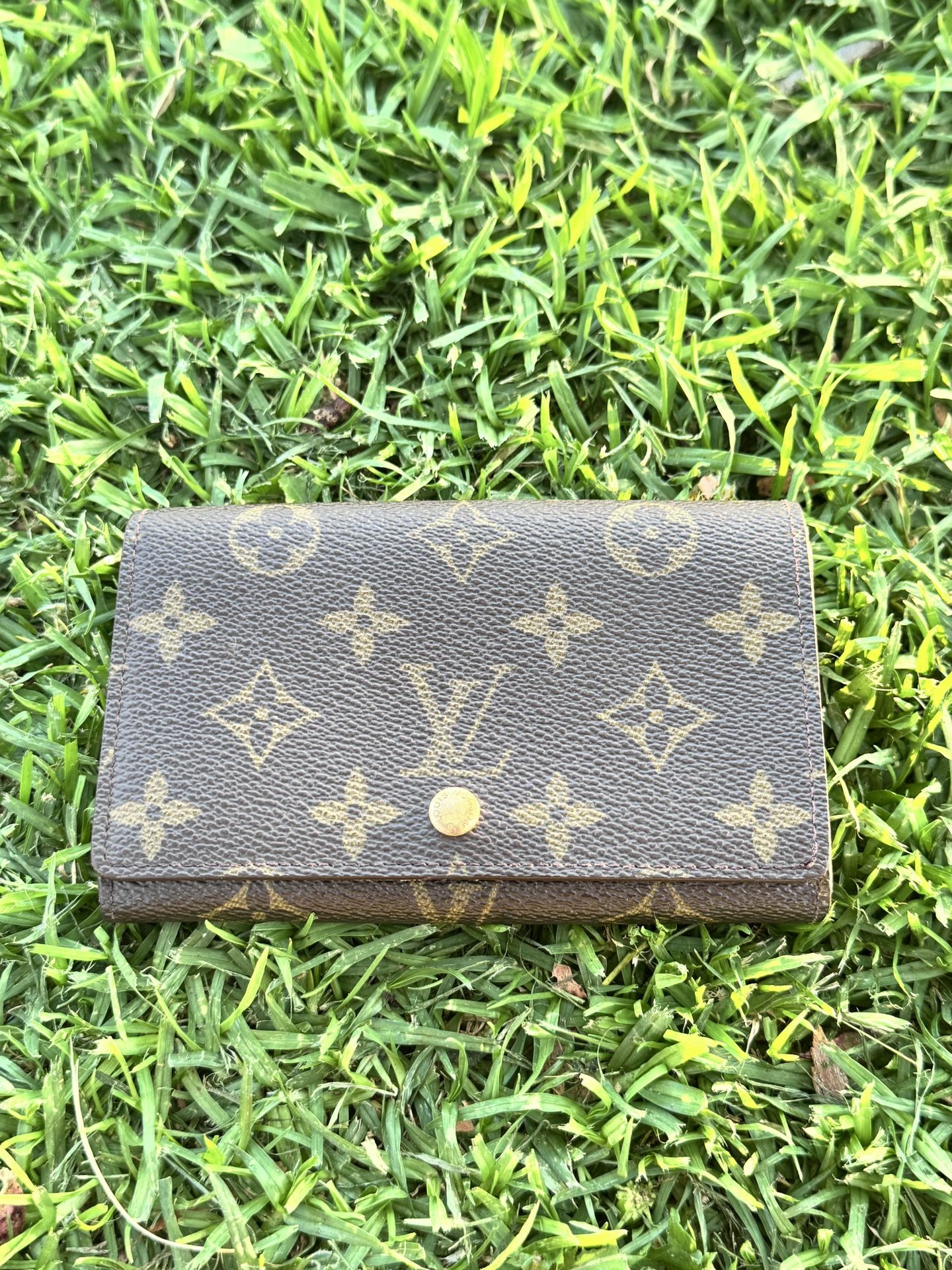 LV Wallet