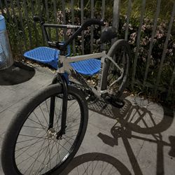 Throne 29er Gray Corline