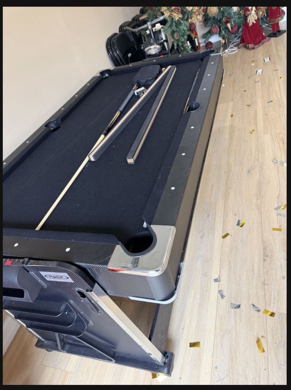 4-1 Pool Table 7ft