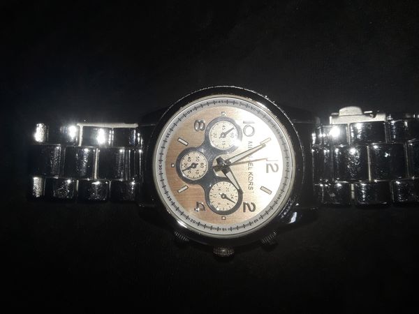 mk 1038 watch