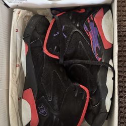 Nike Shoes 