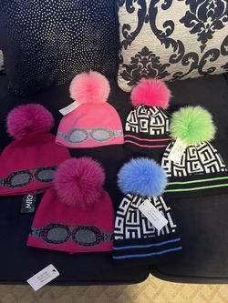 Fox Fur Pompoms Hats - Different Colors 