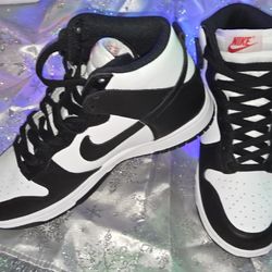 Nike Dunk High- Womens Shoes 