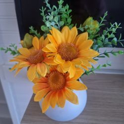 Sunflowers (Artificial)