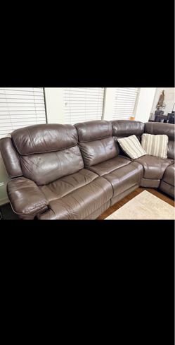 brown leather reclining sofa
