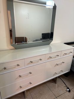 White Gloss Dresser with Mirror