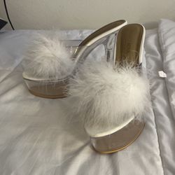 FASHION NOVA white Furry Clear Platform Heels 