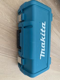 Makita Sanding Machine 4556k