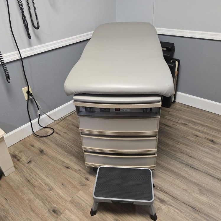 exam table for sale