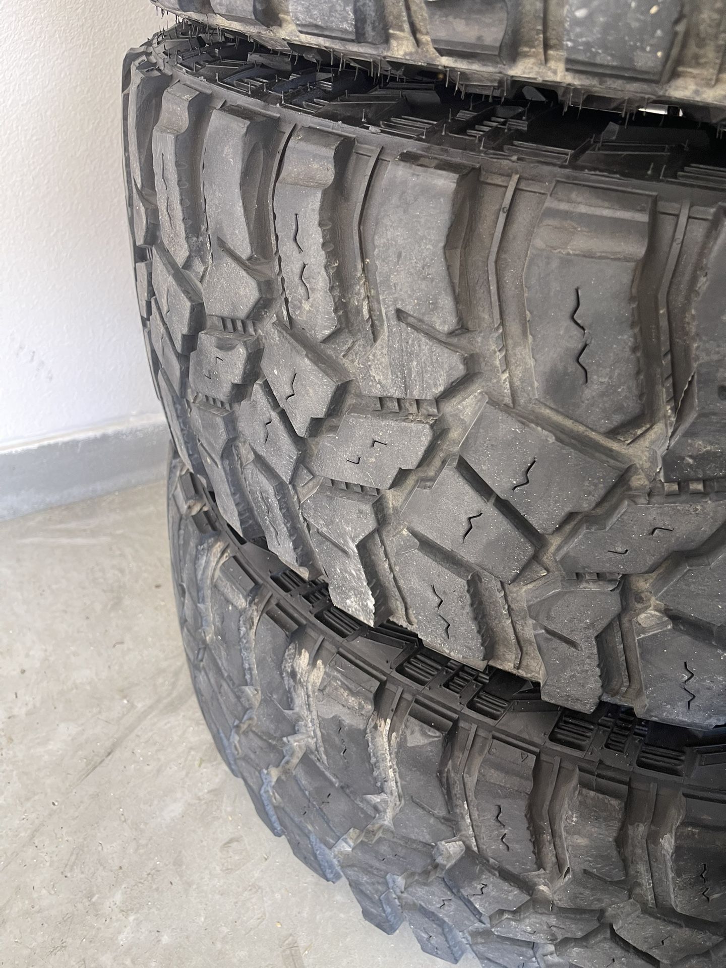 Tires Cooper Discoverers for Sale in Quartz Hill, CA OfferUp