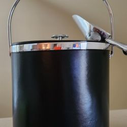 Ice Bucket with Scoop