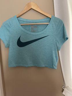 Nike Crop Top