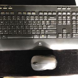 Logitech K520 Keyboard/M310 Mouse Wireless Combo!