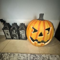 Halloween Decorations $20 For All 4 