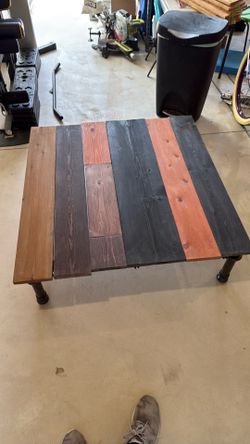 Free coffee table