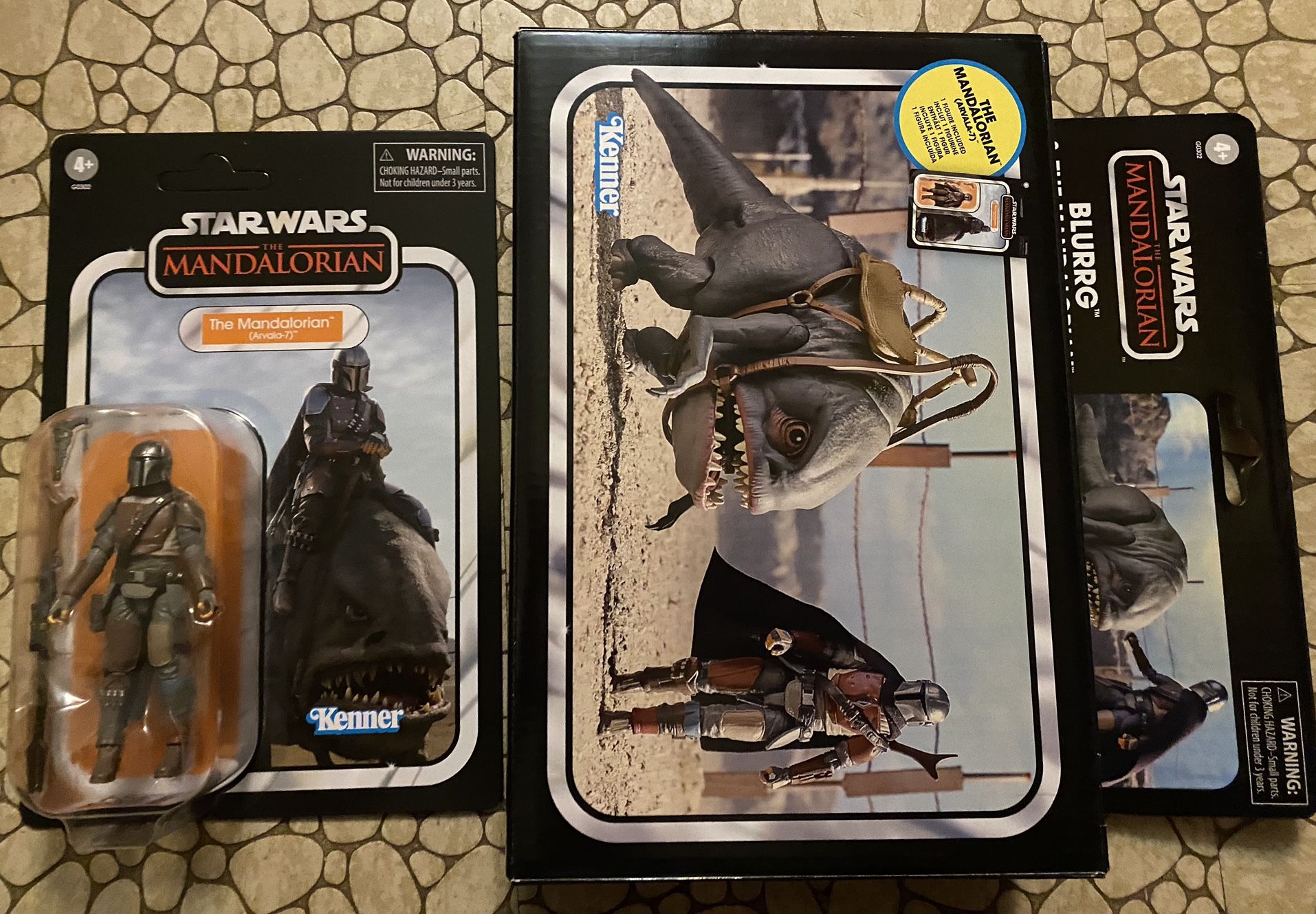 Star Wars Vintage Collection Blurrg Box, Mandalorian Figure