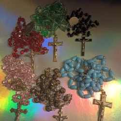 6 Vintage Religious Roseries Q