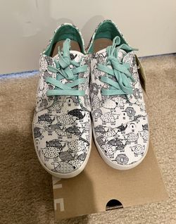 Toms Paseo White Canvas Sheep Sneakers 7.5