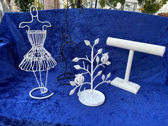 Jewelry organizer each $10