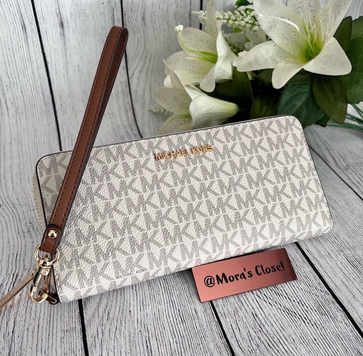 Michael Kors wallet