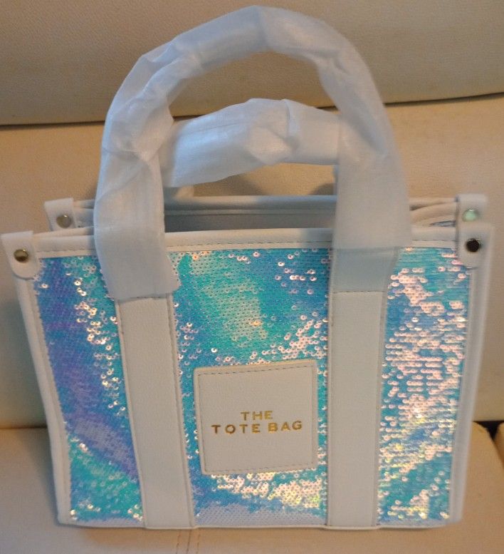 Medium Tote 