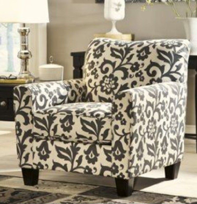Ashley Arm Chair 
