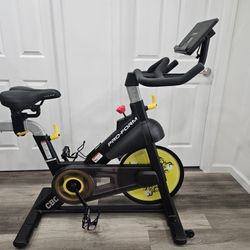 Tour De France Stationary Bicycle 