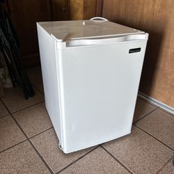 Mini  refrigerator