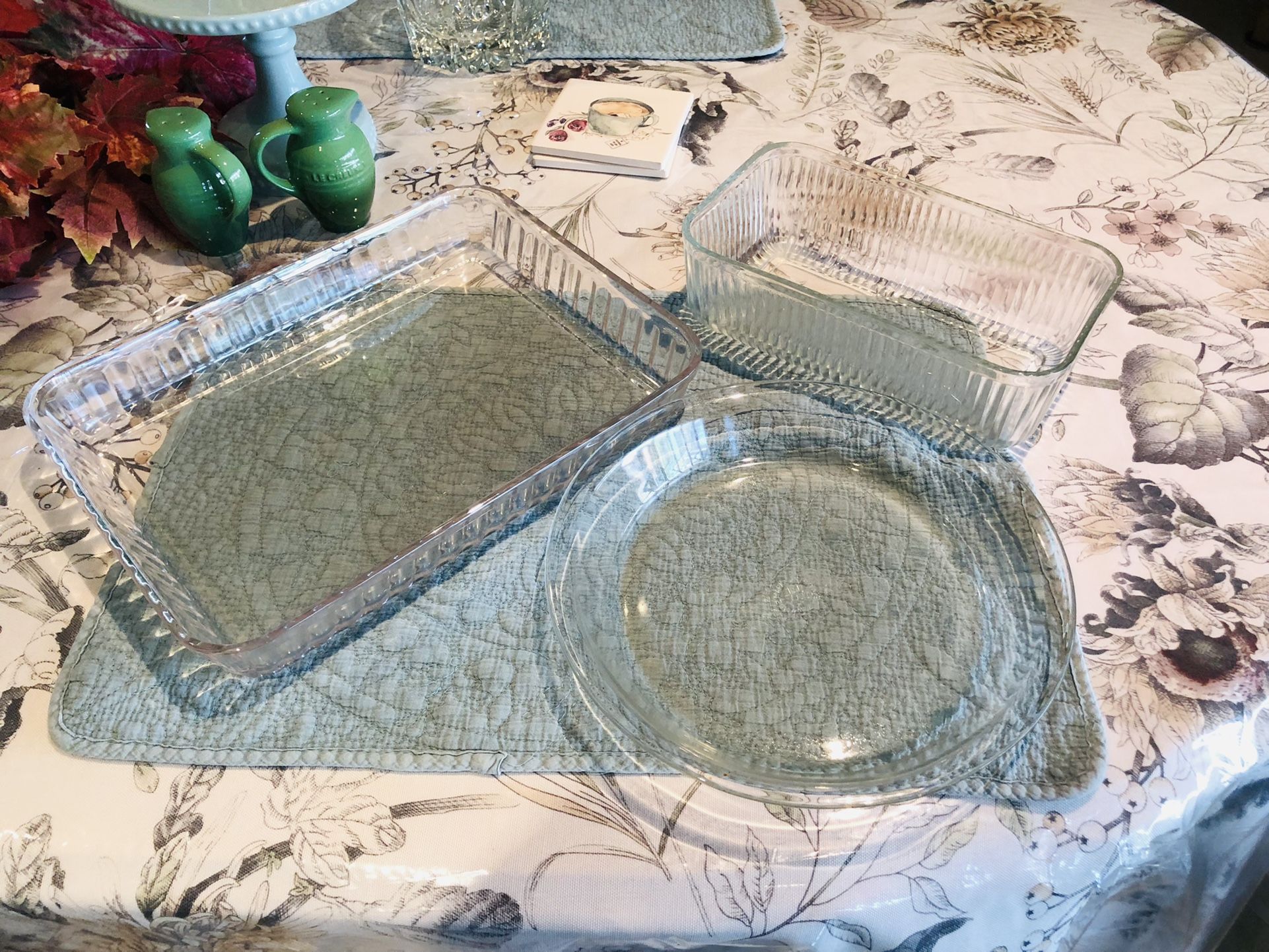 Vintage Set Of Three Glass Bakeware .