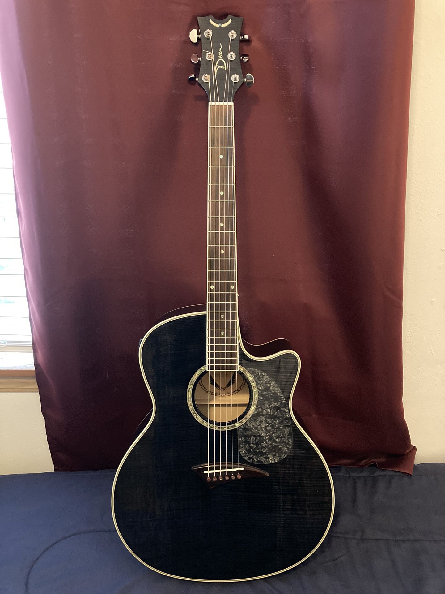 Dean Acoustic Electric Fm Tbk.