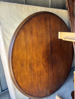 Round Pedestal Brown Table With Chairs